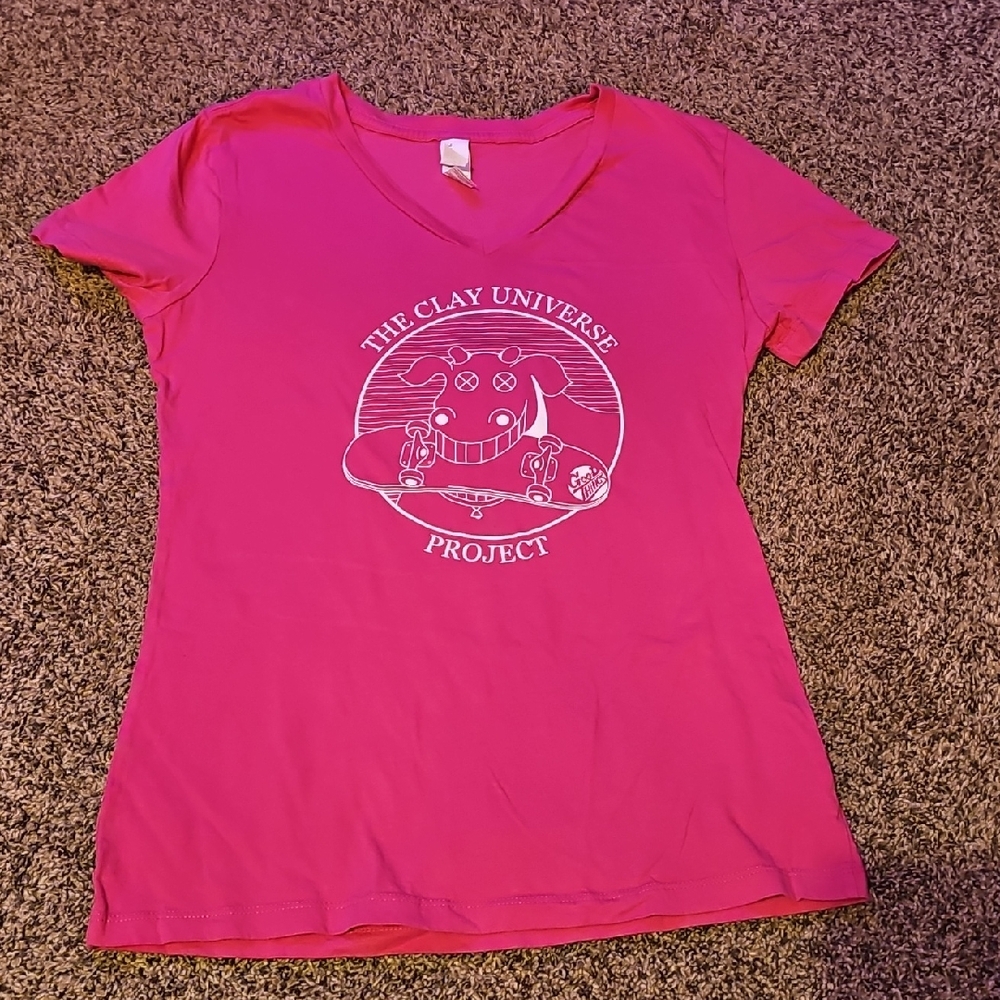 District Fuchsia Tee